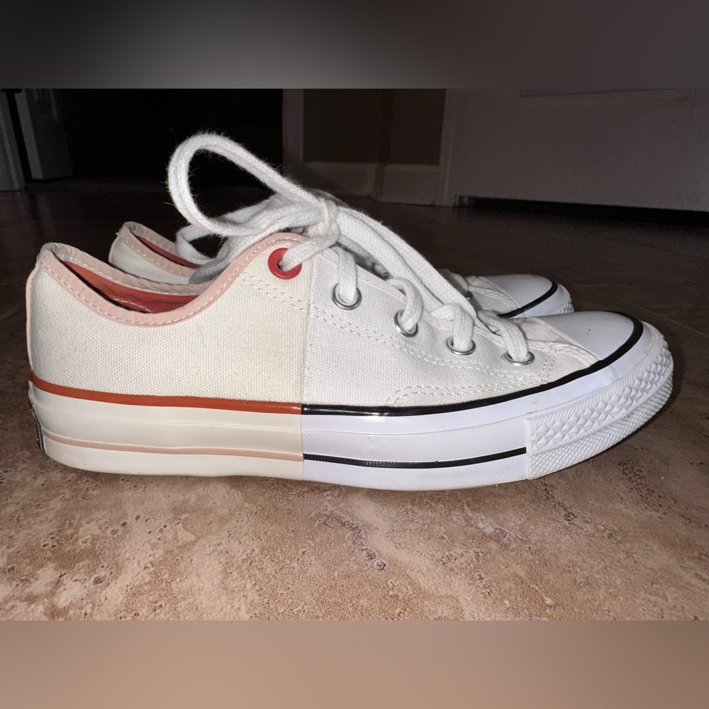 Converse Women's 6 - Picture 2 of 6